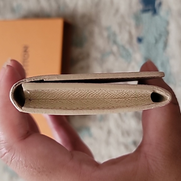 Louis Vuitton Azure Card Case - Picture 15 of 16